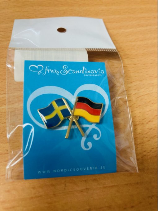 Pins SUEDE/ALLEMAGNE