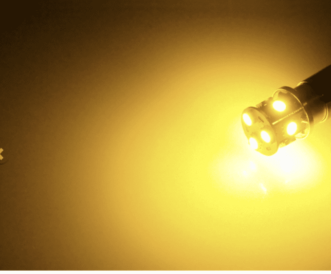 Ampoule BA15S Jaune 9smd 10 à 30V