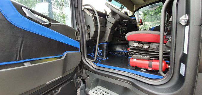 tapis capot moteur exclusive adaptable FH4 / FH5 