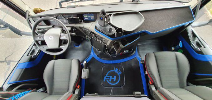 tapis capot moteur exclusive adaptable FH4 / FH5 
