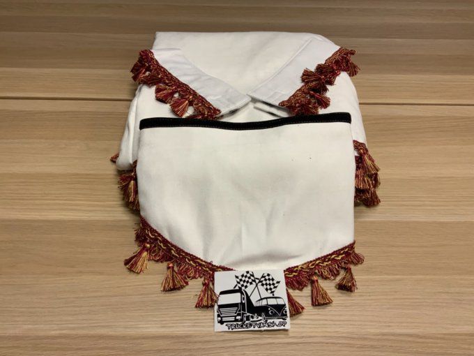 Rideaux lot 9 pièces gamme aux10 doubler même tissus blanc pompon rouge et or stock