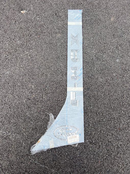 Montant de porte adaptable Ford fmax en inox