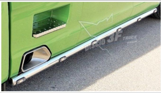 Side bar adaptable R NTG avec 6 feux sur chaque barre