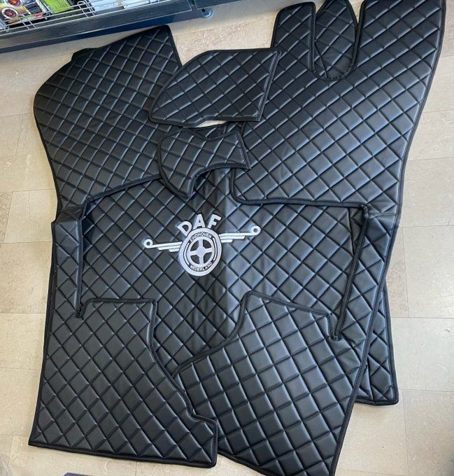 Tapis capot moteur gamme aux10 daf xg 2 sièges pneumatique stock