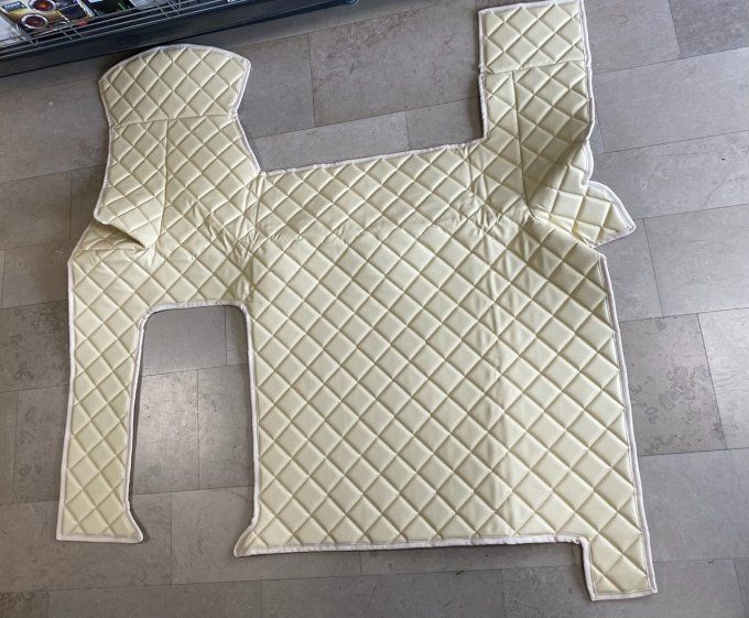 Capot moteur gamme aux10  Man tgx 2 tiroir