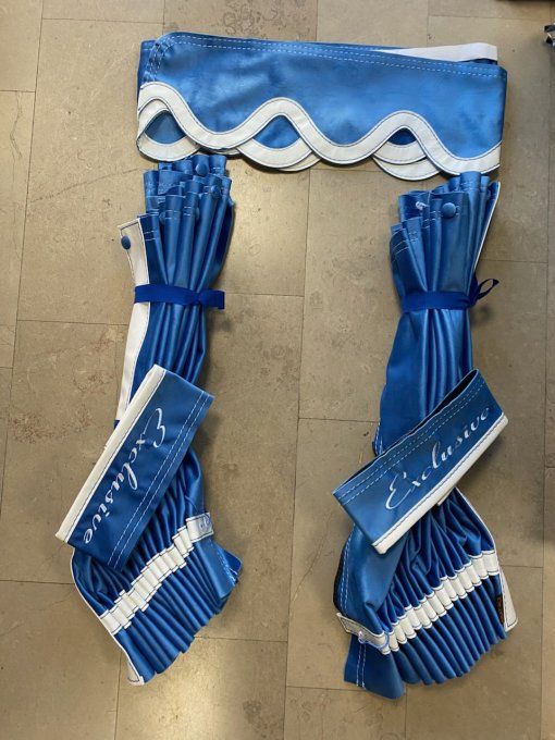Rideaux+frange gamme exclusive bleu bande de cuir blanc DAF XF nouvelle génération 
