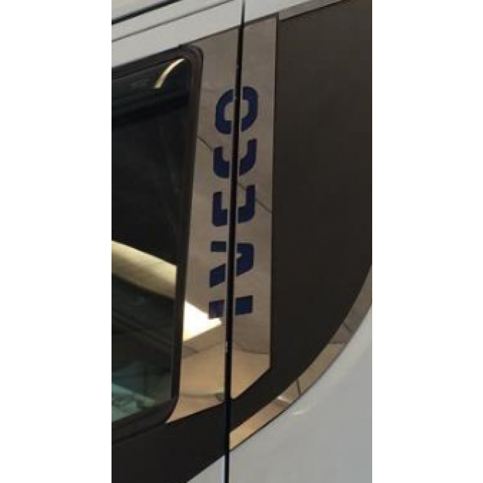 Montant de porte pour iveco en inox