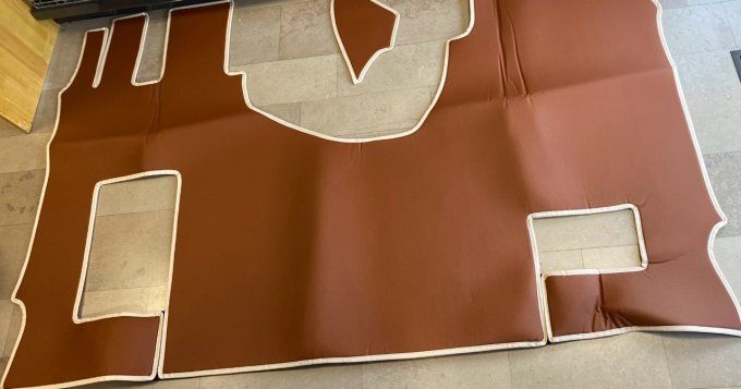 Tapis gamme aux10 plancher plat MP4/MP5 siège strapontin stock