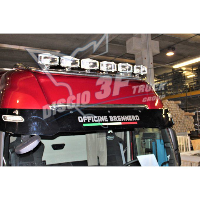 RAMPE DE TOIT 6 SUPPORTS DE PHARES OPTION 5 LEDS IVECO S-WAY