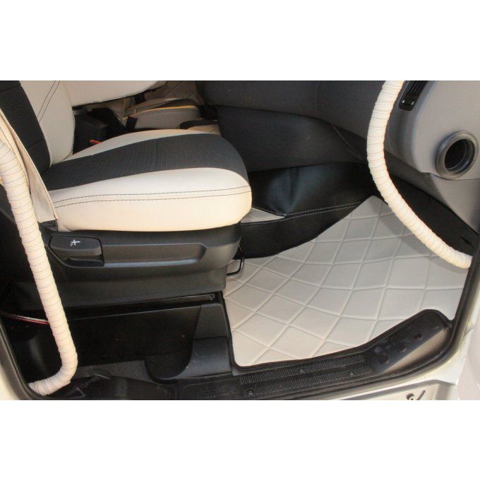 Tapis et capot moteur et couvre panneaux porte  adaptable xf gamme exclusive  