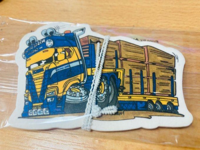 Désodorisant camion holland jaune et bleu