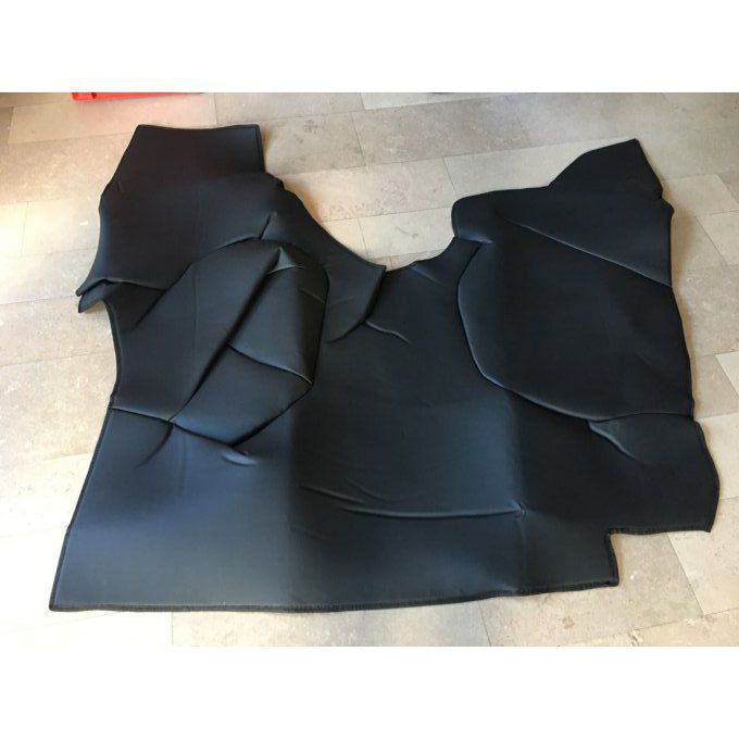 Capot moteur gamme tvs volvo FM avec couchette  2005 noir lisse